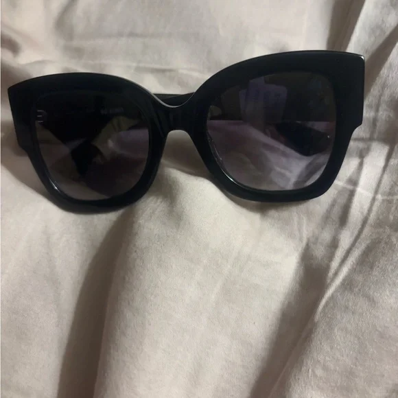 Kurt Geiger Black Sunglasses with Eye Details - Picture 5 of 6